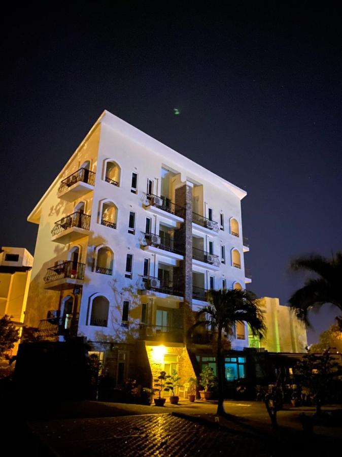 קנטינג Mamalulu Hostel מראה חיצוני תמונה